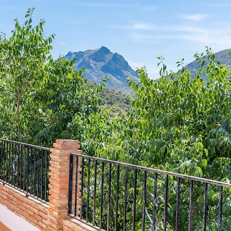 Cerro De La Cruz, Increibles Vistas En El Centro De Andalucia *